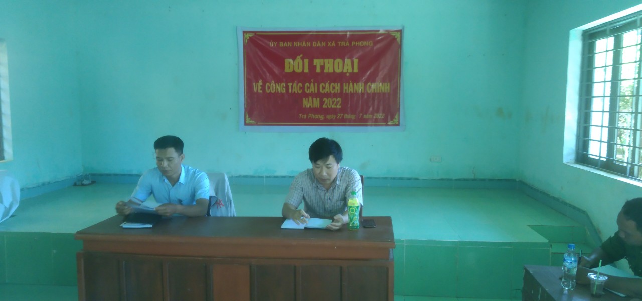 UBND xã Trà Phong tổ chức buổi đối thoại với nhân dân về thủ tục cải cách hành chính và giải quyết thủ tục hành chính năm 2022.